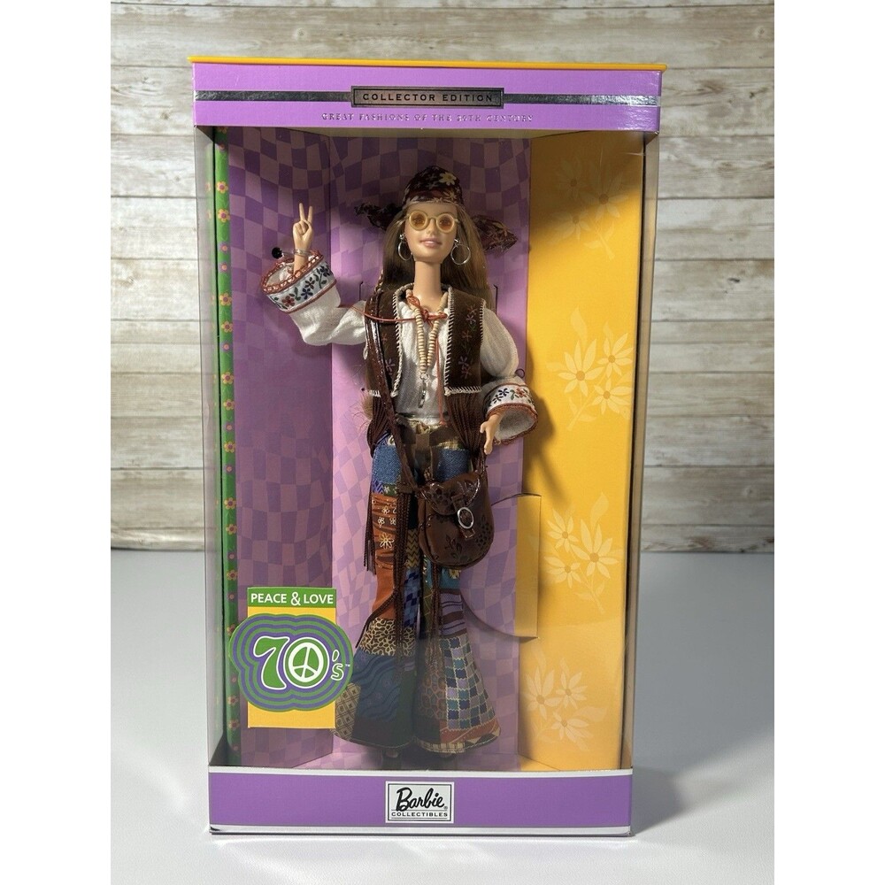 Barbie Peace and Love 70's Collector Edition Hippie Mattel #27677 RARE 2000